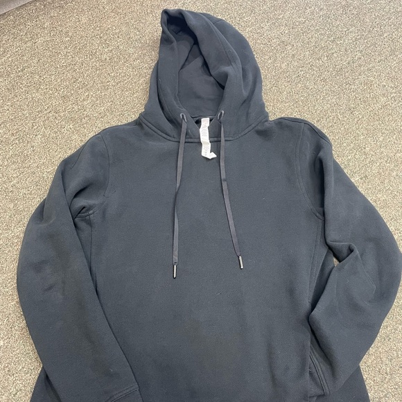 lululemon athletica Sweaters - Lululemon Wind Down Pullover size 4 EUC black